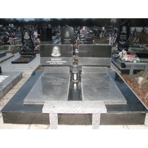 Двойное надгробие